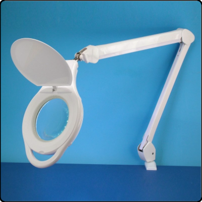 long reach magnifier lamp